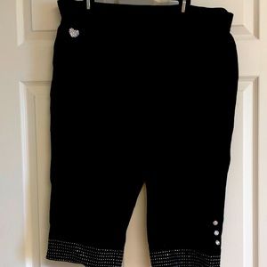 Quacker Factory capris by Dream Jeannie’s.